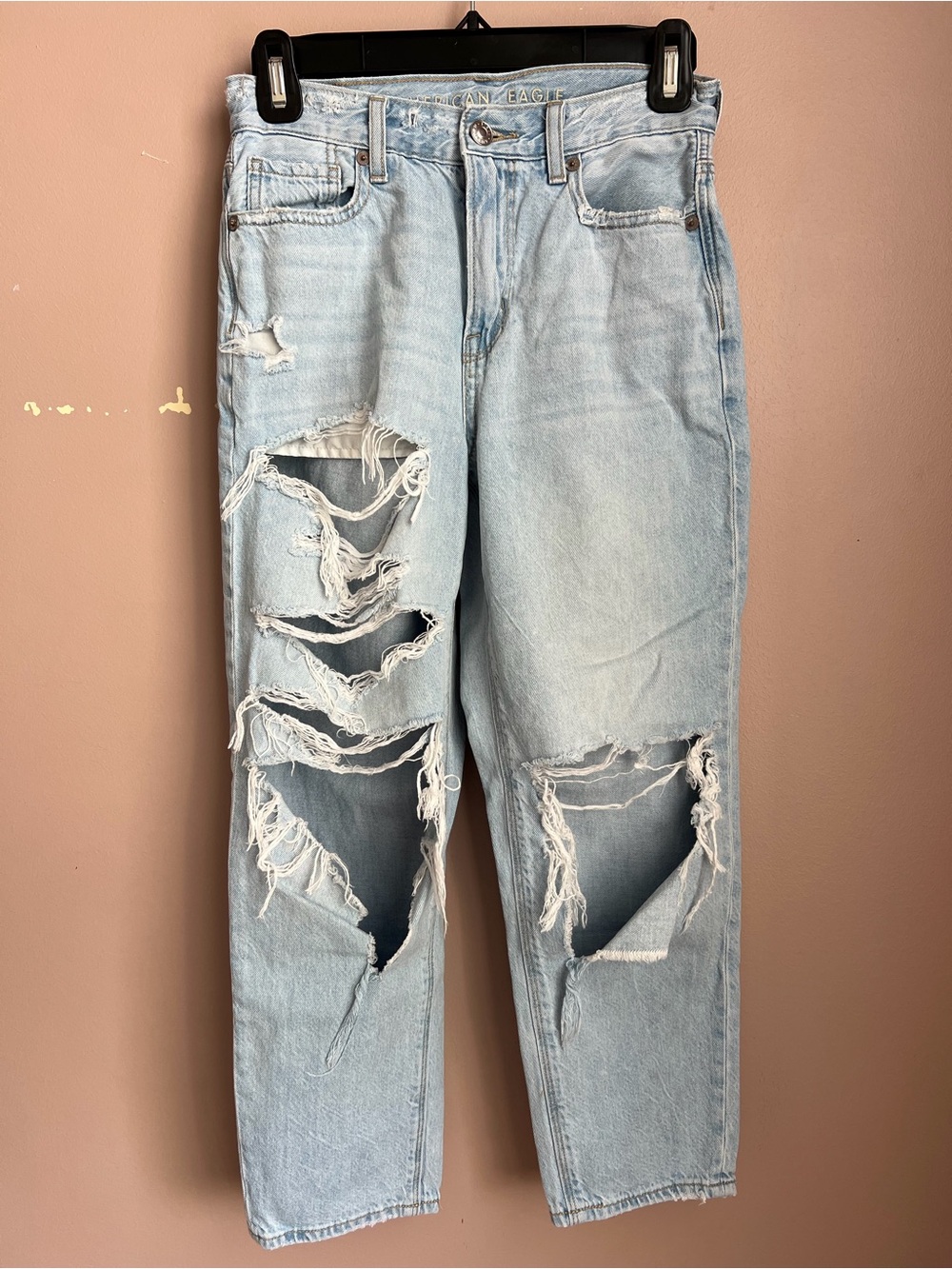 American Eagle Outfitters Light Blue Distressed mom straight Jeans 0 xshort